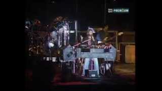 LUCIO DALLA:  TELEFONAMI TRA VENT' ANNI   [LIVE 1981]