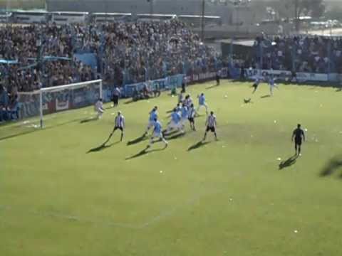Estudiantes (Río 4) 1 - Talleres (Cba) 0 - Guillermo Tambussi (Argentino A)