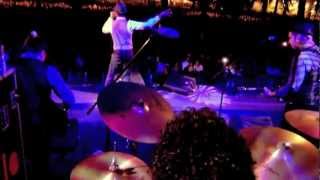 ALOE BLACC - TONIGHT DOWNTOWN (LIVE AT BAM FESTIVAL - 27/09/11)