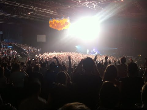 Macklemore live Zenith Paris 21.09.2013