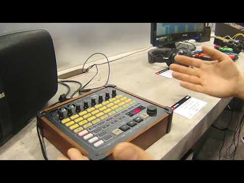 Korg KR-55 Pro Rhythm Machine 2017 - Present - Black/Wood image 5