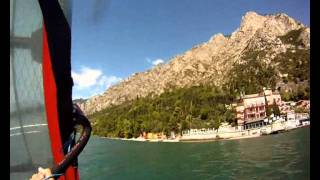 preview picture of video 'Formula windsurfing Video  am Gardasee Capo Reamol Limone sul garda'