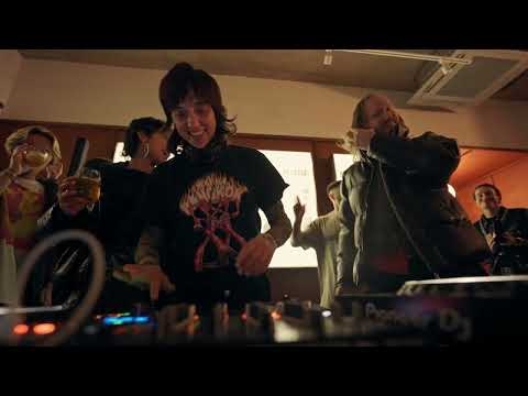 Chloé Caillet: Live @ BANGERS