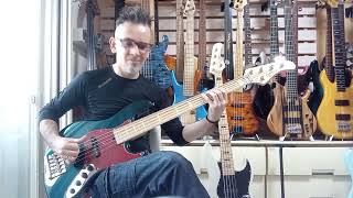 Video thumbnail for High End Japanese ELECTRIC BASS; Crews JB 2005 SOUND CHECK / BASS DEMO by Bass Japan Direct