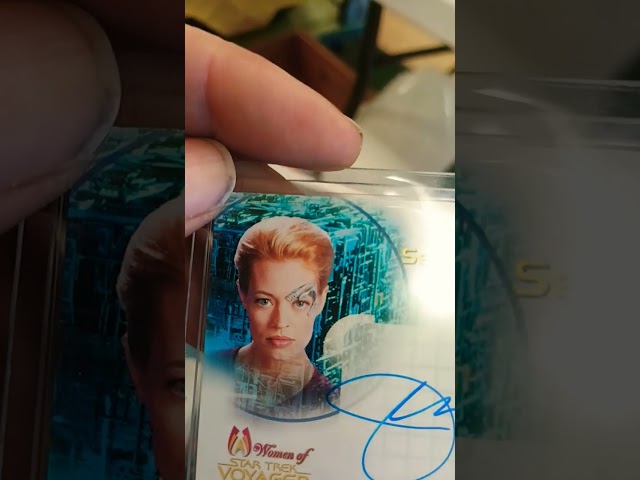 Vídeo relacionado con TUBBZ Caja Edición: Star Trek - Seven of Nine Figura Coleccionable de Pato de Goma Disfrazado