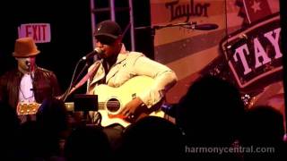 Taylor Guitars: Javier Colon Sings &quot;Happy Sinner&quot;