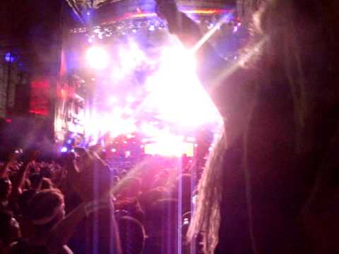 Sophie Sugar vs. Roger Shah presents Sunlounger feat. Zara - Lost Together (Armin van Buuren Mashup)