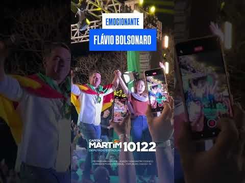 Flávio Bolsonaro chega ao Rio Grande do Sul