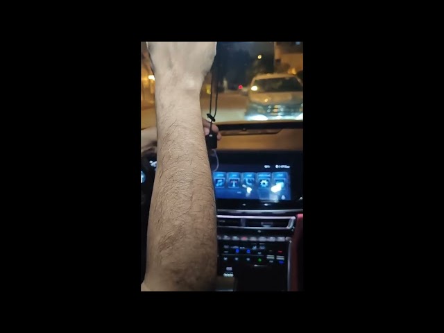 إضاءة السيارة المعلقة