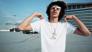 Day In Ferndale Lyrics English Translation