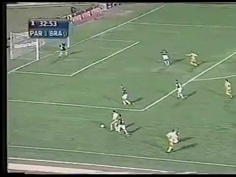 Marcelinho Carioca (Brasiliense) - 21/09/2005 - Paraná 4x1 Brasiliense - 1 gol