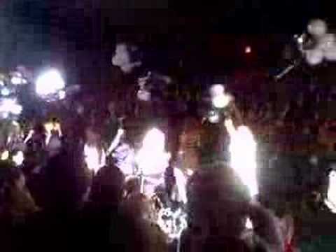 Betsey Johnson Show Fall 2007