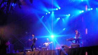 Maximo Park - Parisian Skies - Live at Kendal Calling 27-07-12