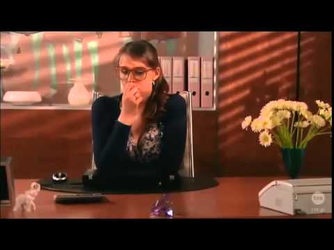 'Chcemy kontynuacji BrzydUli fb' Ula znajduje prezenty od Sebastiana...