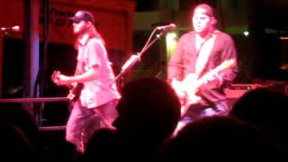 Lee Brice- Carolina Boys