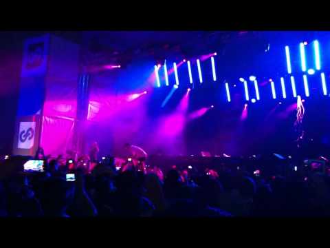 Global Gathering Russia 2012 - Armin Van Buuren feat Christian Burns - This Light Between Us