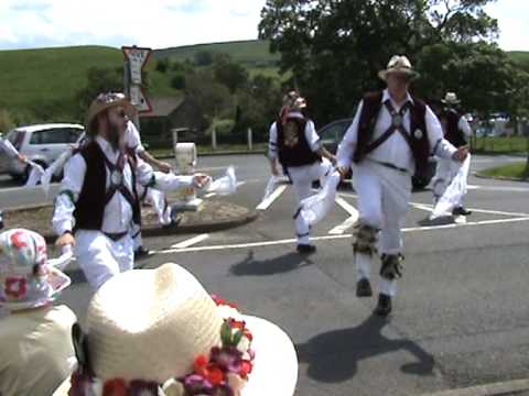 Leeds Morris Men - Trunkles, Ascot