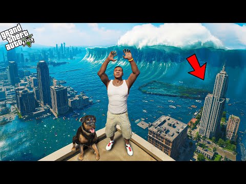GTA 5 : Franklin Survived Tsunami And Tsunami Turns More Dangerous In GTA 5 ! (GTA 5 Mods)
