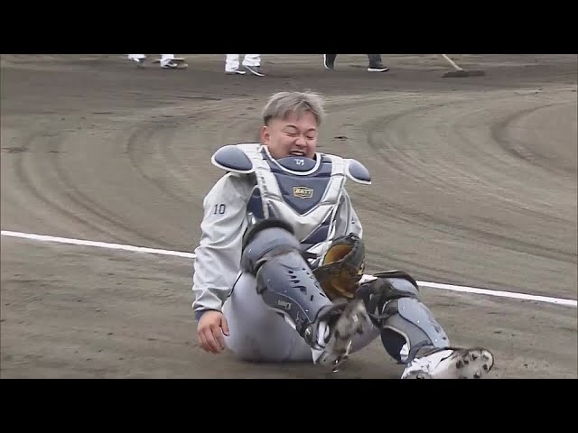 【春季キャンプ】ライオンズ・森友哉・古賀悠斗・柘植世那 キャッチャー個別強化練習で奮闘!! 2022年2月2日 埼玉西武ライオンズ