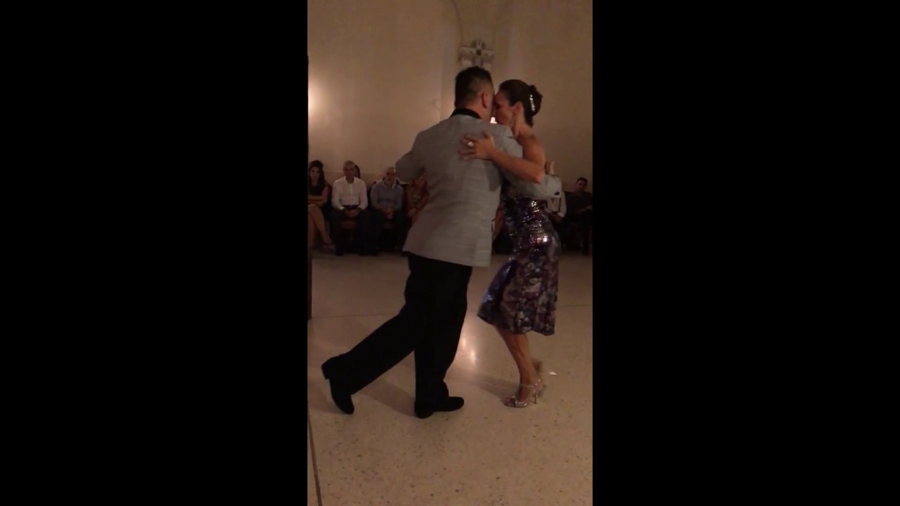 Marco Palladino e Lara Carminati ballano Merceditas, Orquesta Tipica Osmar Maderna
