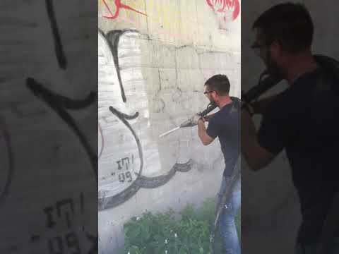 Pulizia Criogenica Graffiti Con Ghiaccio Secco