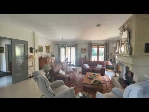 VISITE VIRTUELLE : MAISON A SAINT-MITRE-LES-REMPARTS