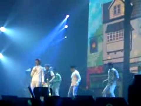 [fancam] 130831 Infinite One Great Step in Jakarta - Woohyun Solo Beautiful [CUT]
