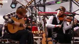 Ross Couper & Tom Oaks - Closing Set (live at the Quay)