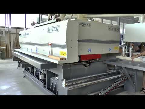 Used SAOMAD SINTESI Wood CNC machining centre