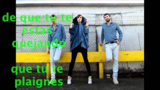 Yelle-C'est Pas Une Vie (Letra Frances e Español)