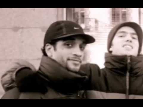 2001, Fuzati, Cuizinier, Teki Latex ''freestyle Grekfrites''.