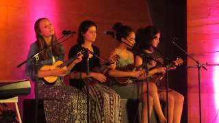 T'es pas game (Soeurs Boulay) Camp Voix Boréales 2014 - finissantes et 4 ukulele