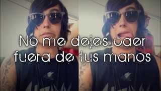 Too Close To Touch - 'The Chase' Ft. Kellin Quinn [Español]