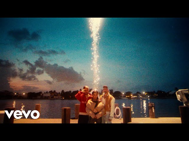 Mal Acostumbrao von Mau Y Ricky & Maria Becerra ((jetzt ansehen))