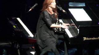 Tori Amos, Siren (2011-12-06 Boston)
