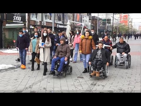 Hendikos  ngre zërin me moton "Mos ma moho të drejtën e lëvizjes" - 2 Dhjetor 2021 - RTV TEMA