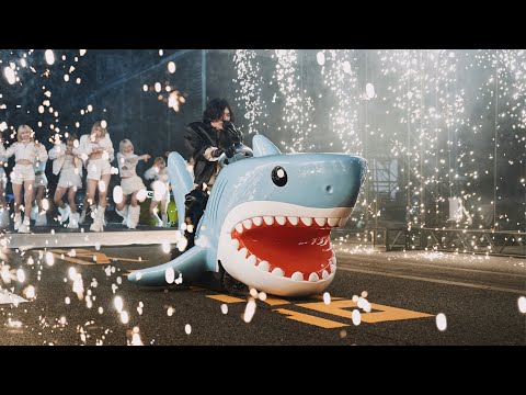 米津玄師 – IRIS OUT「第76回NHK紅白歌合戦」　Kenshi Yonezu – IRIS OUT (76th NHK Kouhaku Performance)