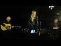 Trisha Yearwood Sings Blue Christmas Christmas Lighting At Graceland Nov 2015