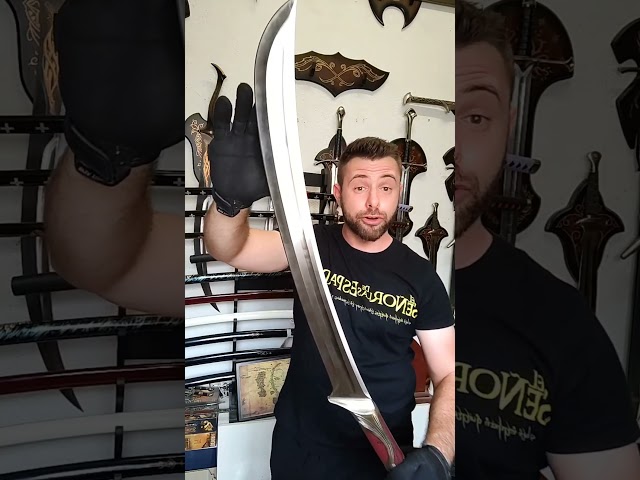 Vídeo relacionado con feilok Pendientes de acero inoxidable retro con pendientes de dragón hueco para hombres