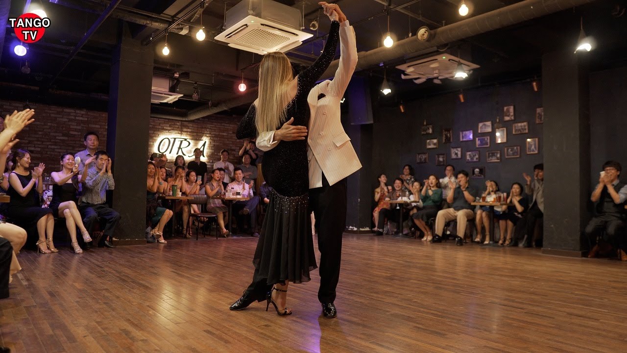 Video thumbnail for Jose Luis Salvo & Carla Rossi #2 - Con tus besos - Edgardo Donato