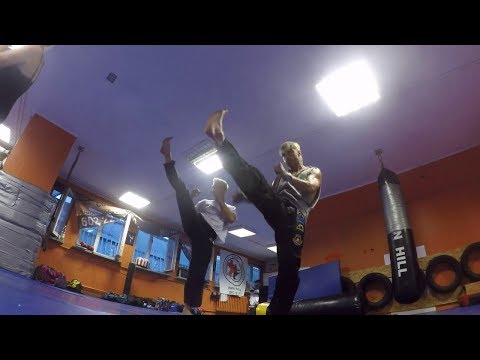 WOJTEK GOLA BIJE DAWIDA OZDOBE - BOXDEL WKRACZA