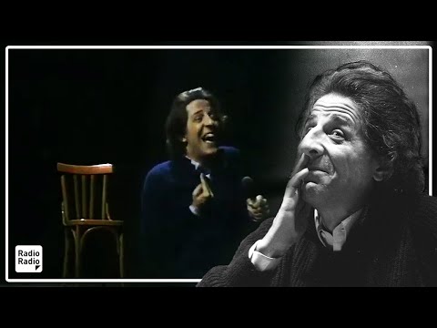 GIORGIO GABER: IL POTENTISSIMO SKETCH DELLA SEDIA CHE SPIEGA LA DEMOCRAZIA IN MODO IMPIETOSO