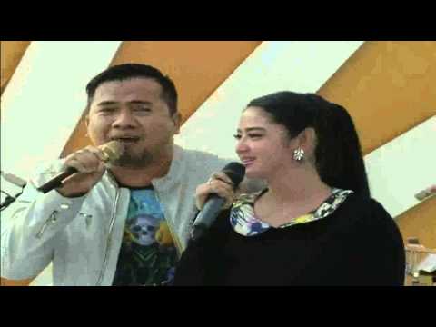 Dewi Persik Duet Mesra Dengan Saipul Jamil - MNCTV Festival (11/10)