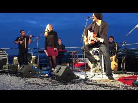 O5 a Radeček - Zůstaň