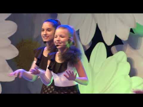 O LIA LIA VAIKAI - MĖLYNOS GATVELĖS