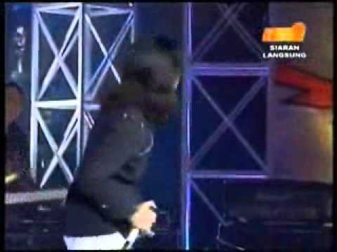 Ranggi metro polis-kristal feat joe wings