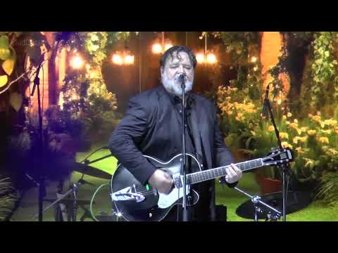 Russell Crowe and his band Indoor Garden Party in Karlovy Vary - short preview (30.6.2023)