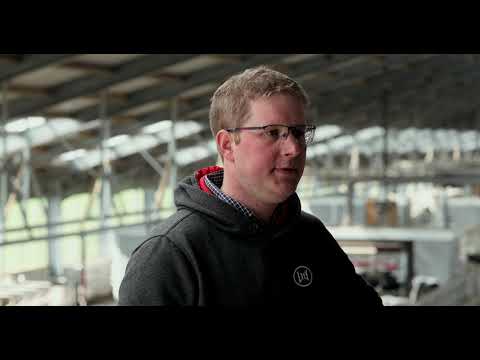 Replacing a rotary with 10 Lely robots for a 500 cow herd