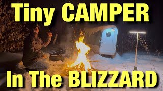 2 FOOT SNOWSTORM IN My $40 DIY CAMPER! 