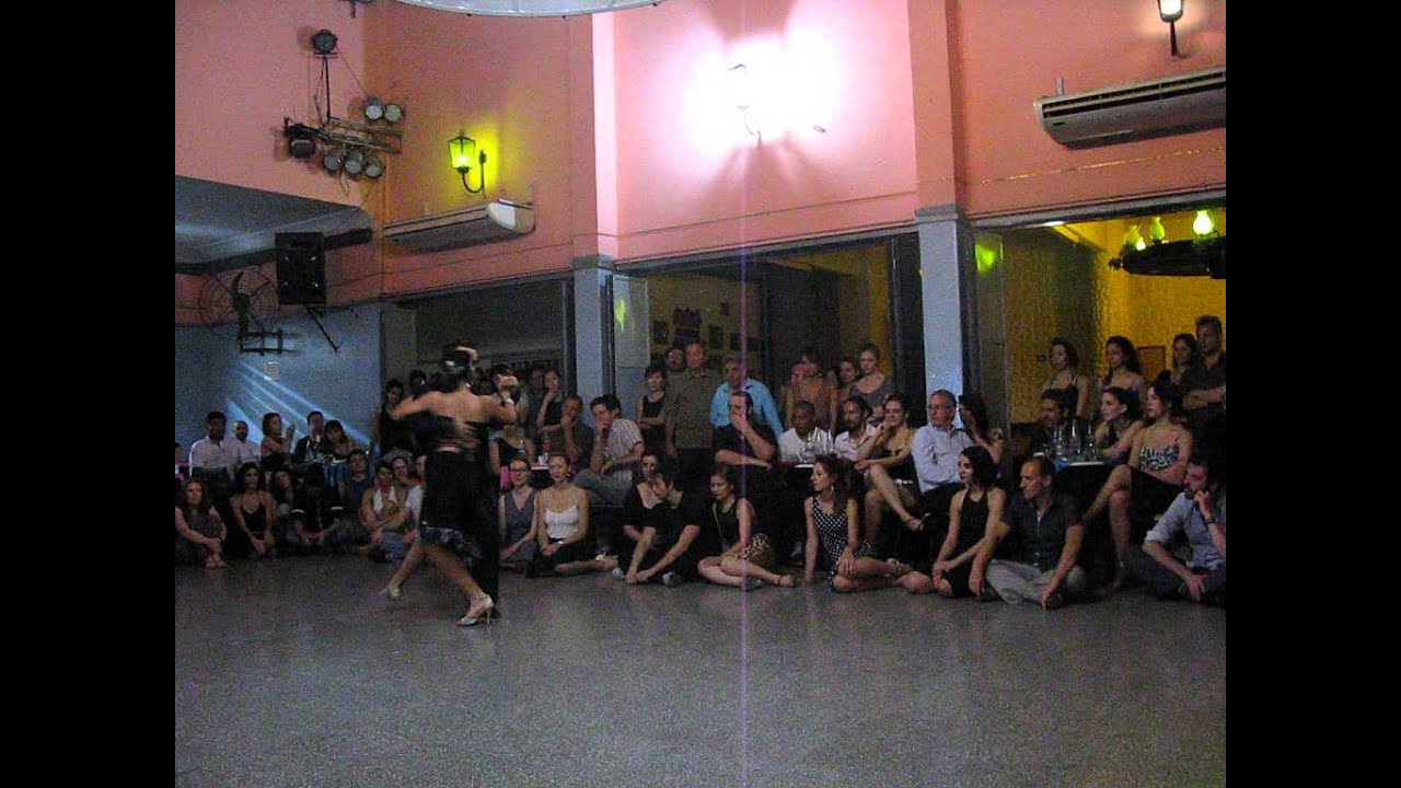 JONATHAN SAAVEDRA y CLARISA ARAGÓN en Viva La Pepa Milonga (4/4)